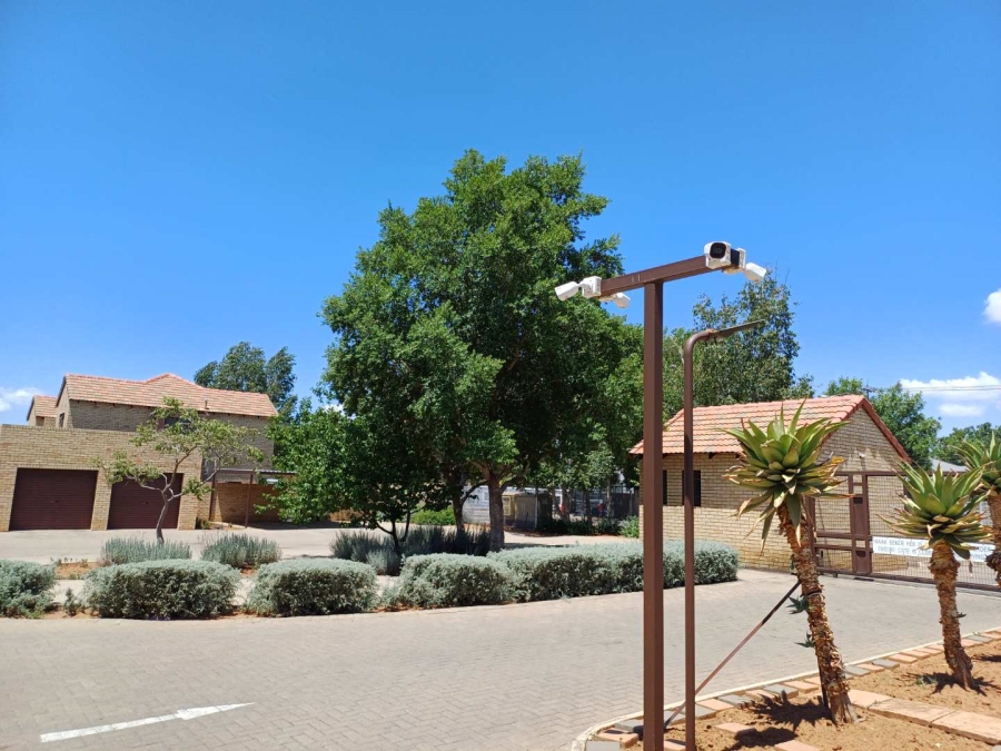 2 Bedroom Property for Sale in Wilgehof Free State